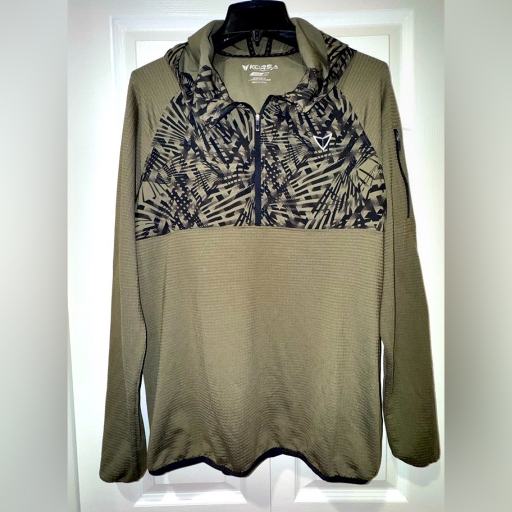 KORSA men’s waffle pullover running hoodie. Size Men’s Medium. VGUC